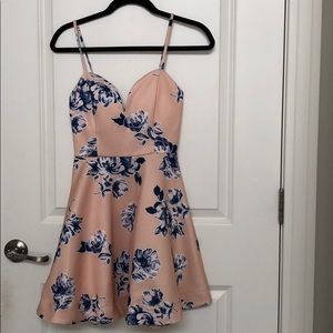 ONLY WORN ONCE sweetheart neckline dress